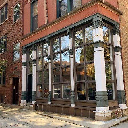 Lincoln Park Light-Filled Loft Apartment Chicago Exterior photo