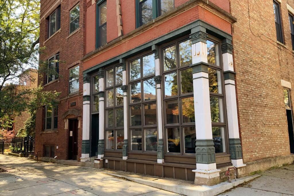 Lincoln Park Light-Filled Loft Apartment Chicago Exterior photo